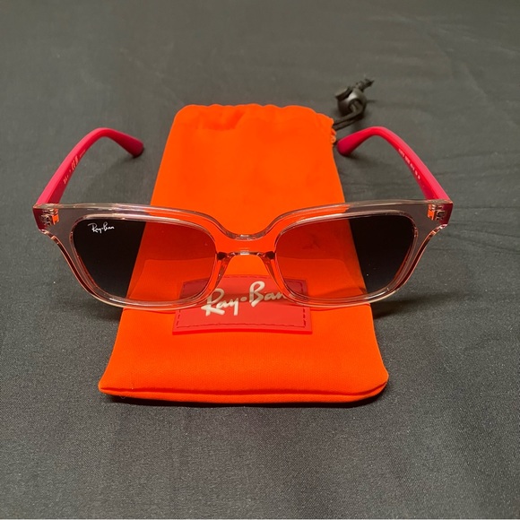 Ray-Ban Jr. RJ9071S Gradient Sunglasses for Kids - Picture 1 of 1